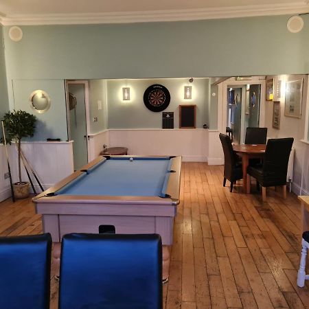 Hôtel The Hope And Anchor à Goodwick Extérieur photo